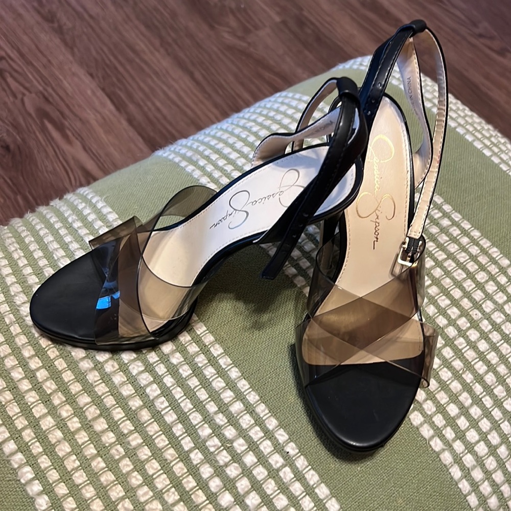 Jessica Simpson heels